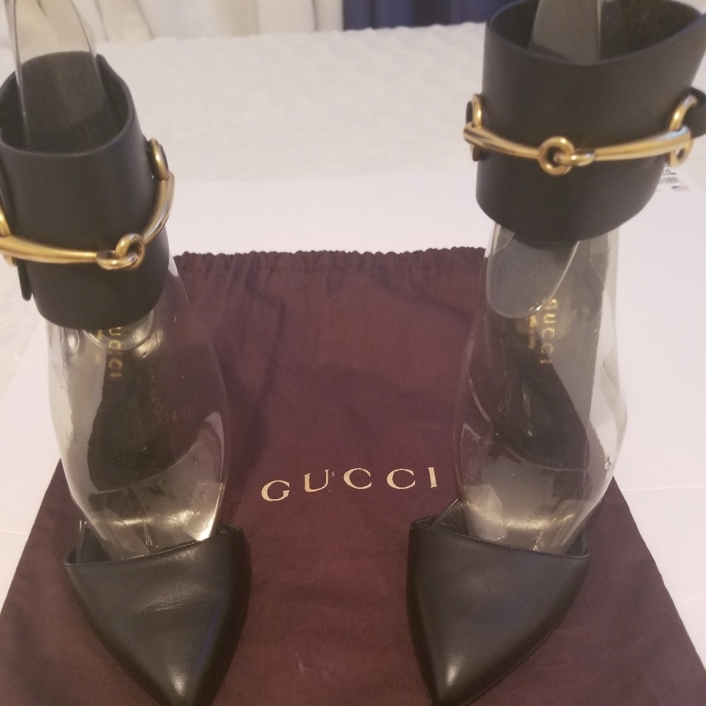 Gucci high heels elegant shoes
